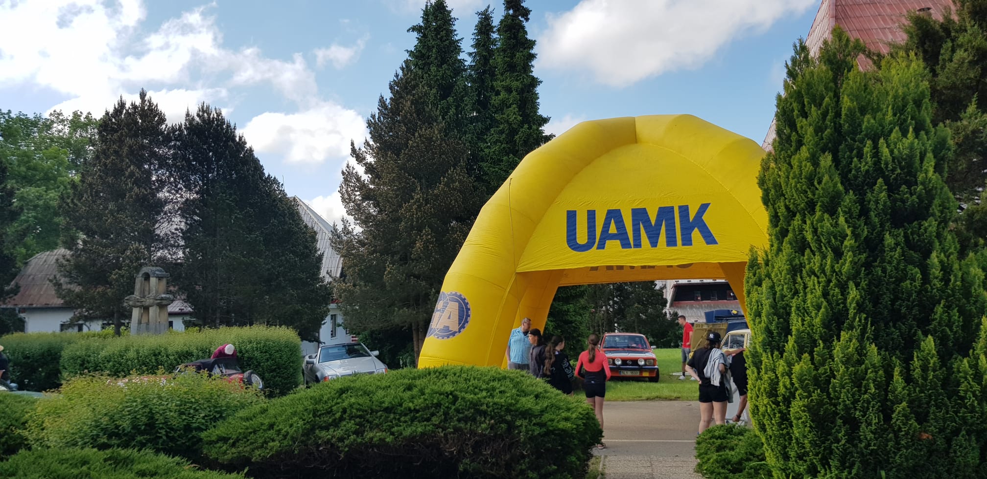 300 MIL ZEMÍ ČESKOU